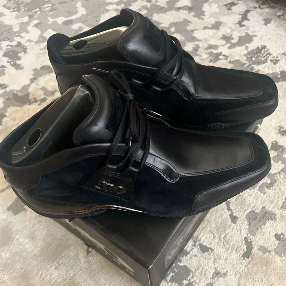 Classic collectible 310 motoring men’s shoes